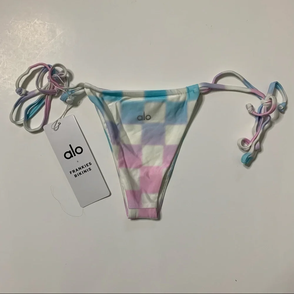Frankies Bikinis new tags